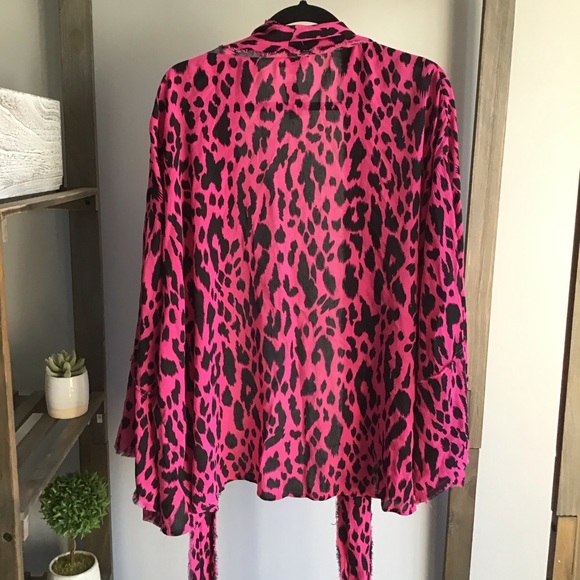 Umgee Hot Pink Animal Print Kimono NWT - Picture 9 of 16